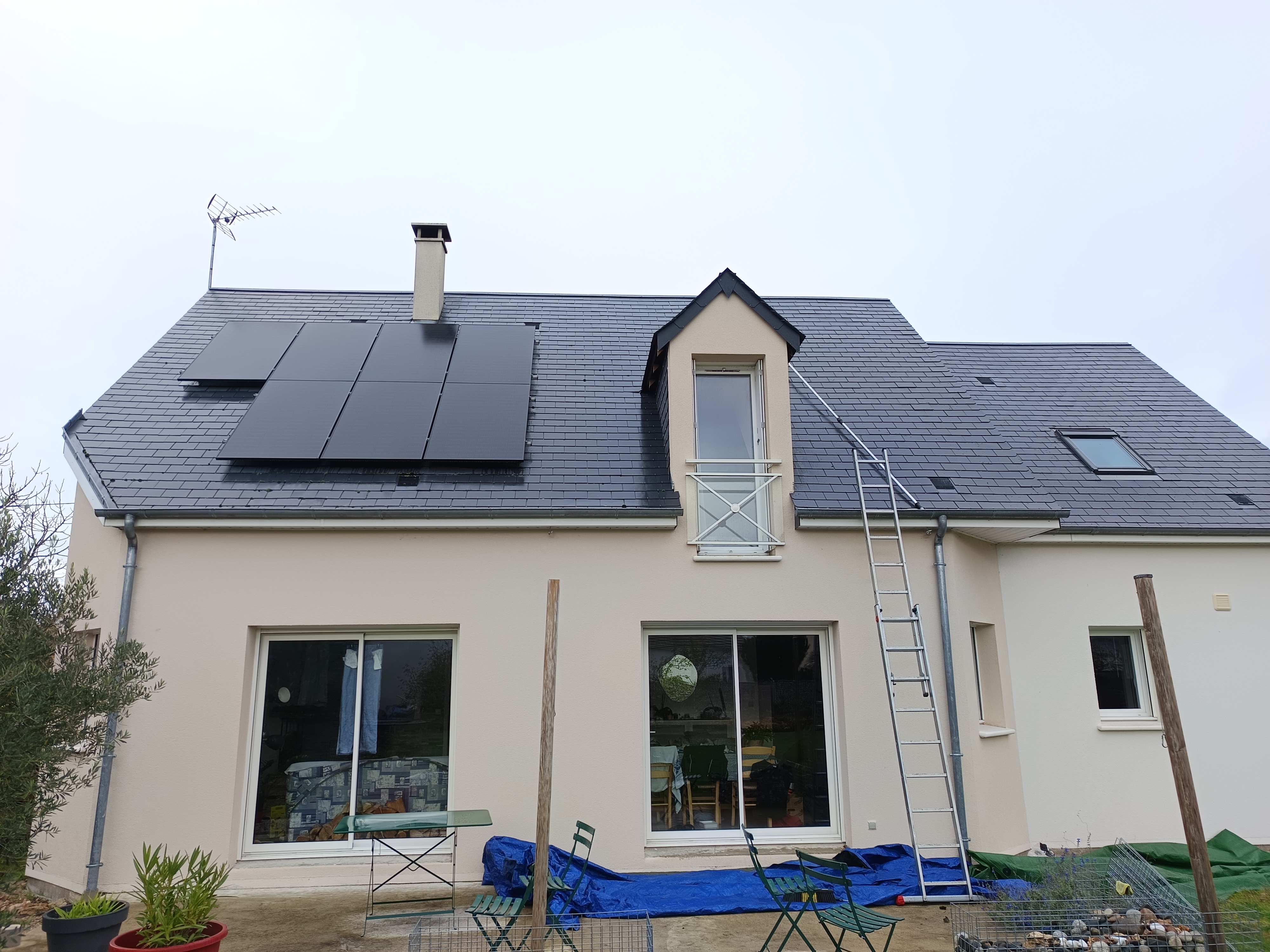 Démoussage toiture en ardoise synthétique à Monts Monts